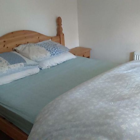 Cosy Lakeside Cottage John'S Hollow Headford Exteriör bild