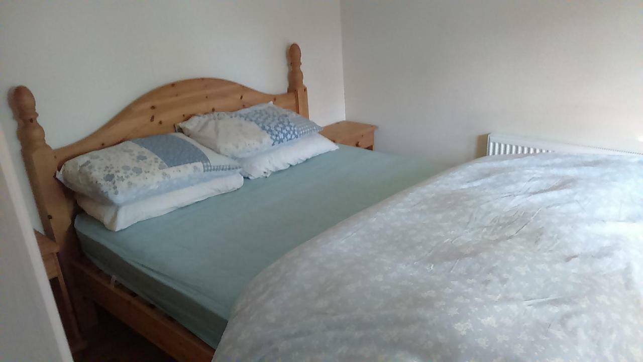 Cosy Lakeside Cottage John'S Hollow Headford Exteriör bild